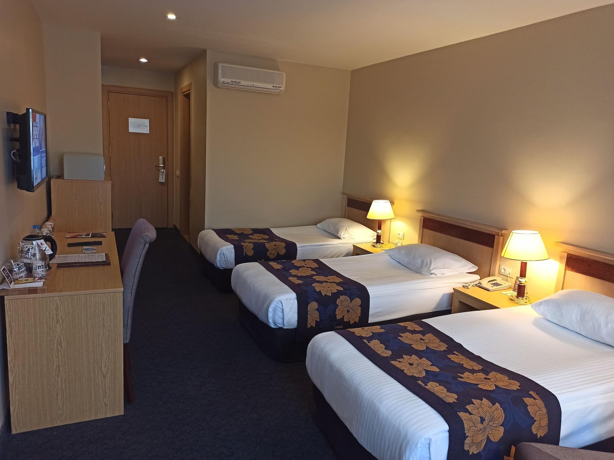 Perissia Hotel & Convention Centre Урґюп Екстер'єр фото