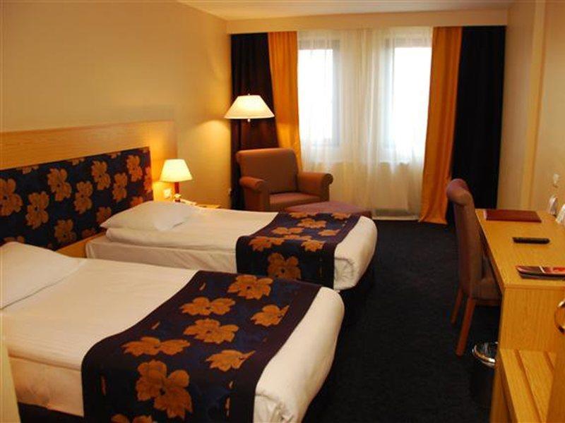 Perissia Hotel & Convention Centre Урґюп Екстер'єр фото